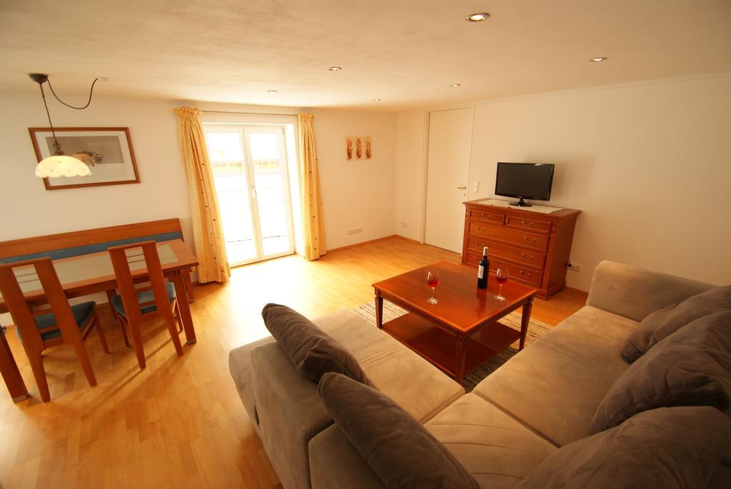 Haus Landbrugg Διαμέρισμα Lech am Arlberg Δωμάτιο φωτογραφία